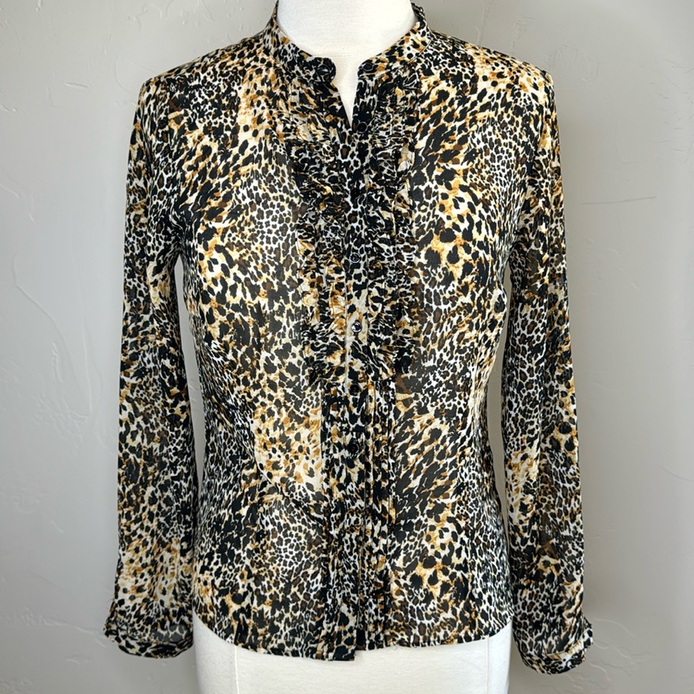 Zara Basic animal print Button front Long sleeve Ruffle front panel Size Medium